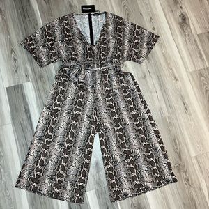 Pretty little thing Snake print jumper